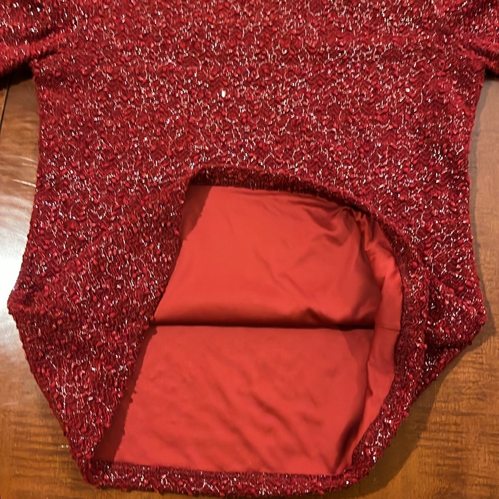 Jennifer Lopez knit lace sweater red with silver thread & sequins. V-back. Sz M - Picture 11 of 14